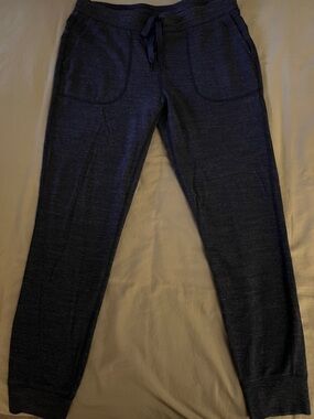 Amazon Essentials Dark Navy Women’s Knit Jogger Sweatpants